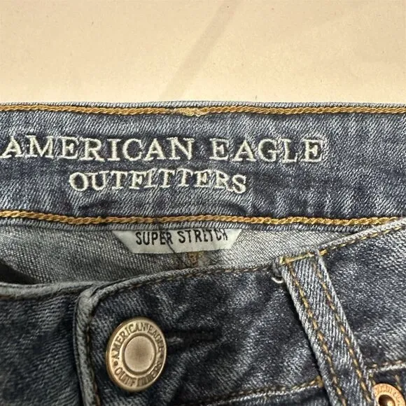 American Eagle Shorts Jean Super Stretch Womens 12 Denim Cuffed Short