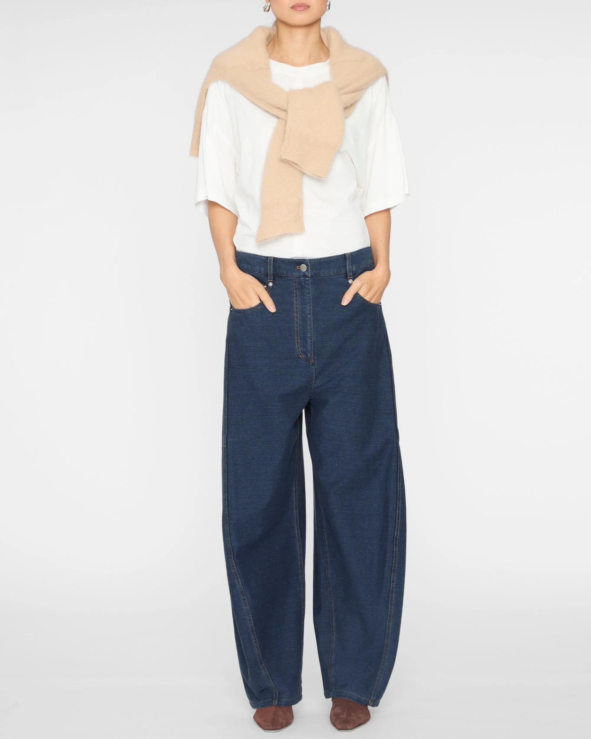 Ari Cool Tee in Cream