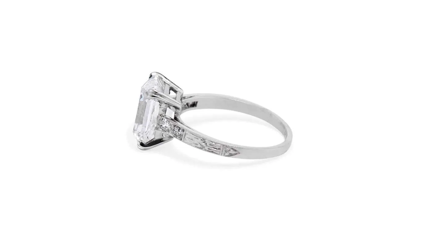 Art Deco Emerald Cut Diamond solitaire Engagement Ring set without Band 4.02carat 14k White Gold Moissanite Unique Desing Man Made Ring