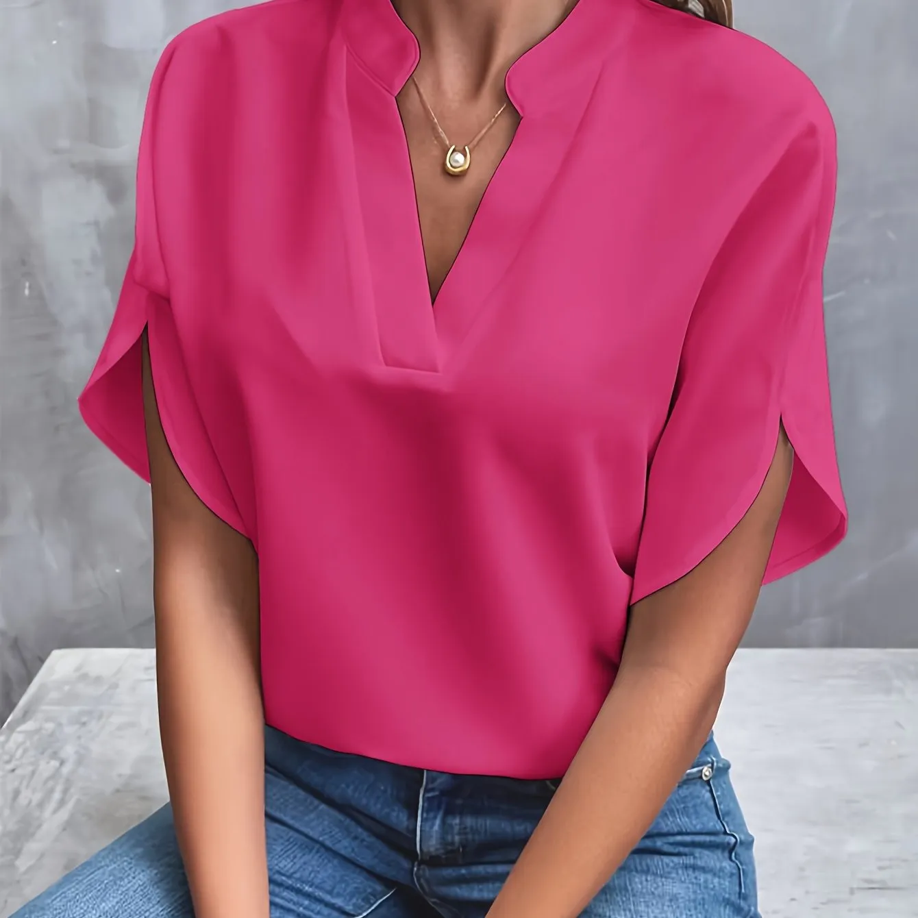 Avery™ - Easygoing V-Neck Top