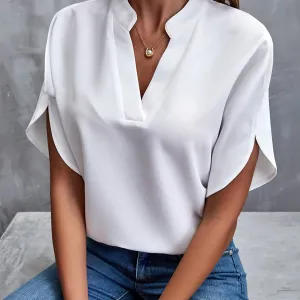 Avery™ - Easygoing V-Neck Top
