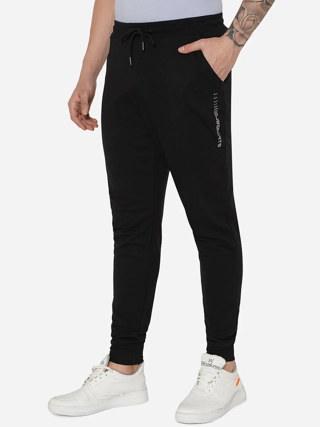 Black Solid Slim Fit Track Pant | JadeBlue