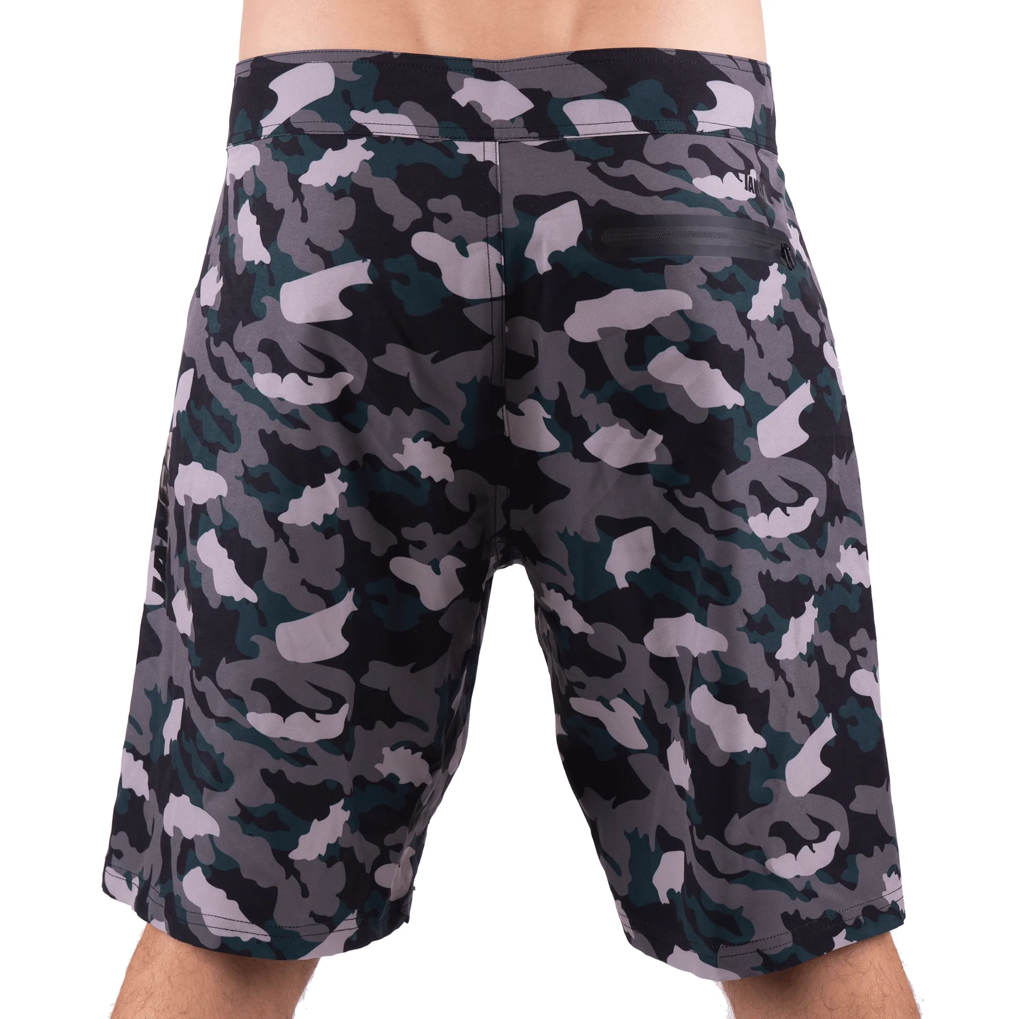 BOARDSHORTS PLUS