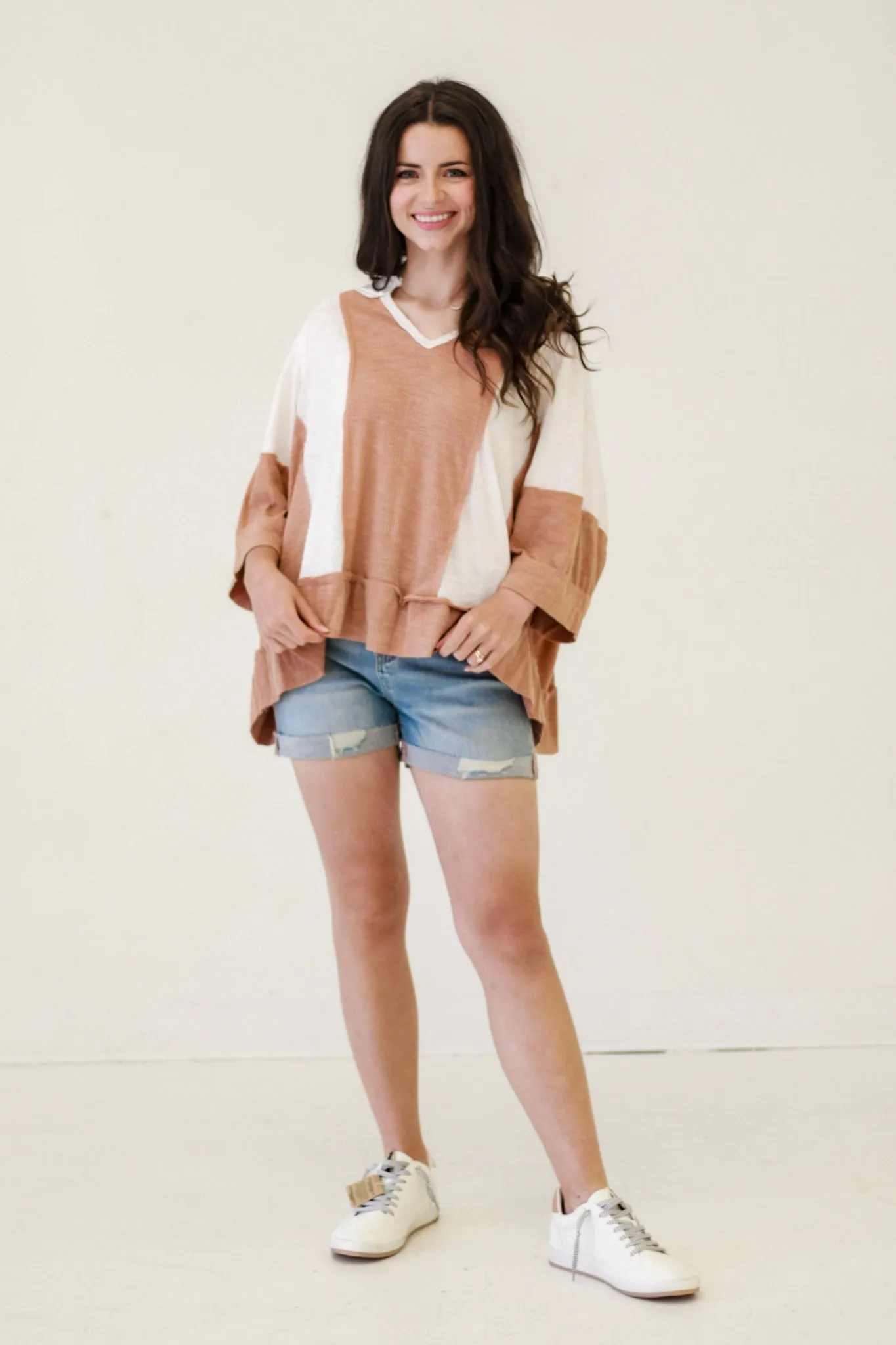 Contemporary Cool Oversize Top in Natural/Topaz