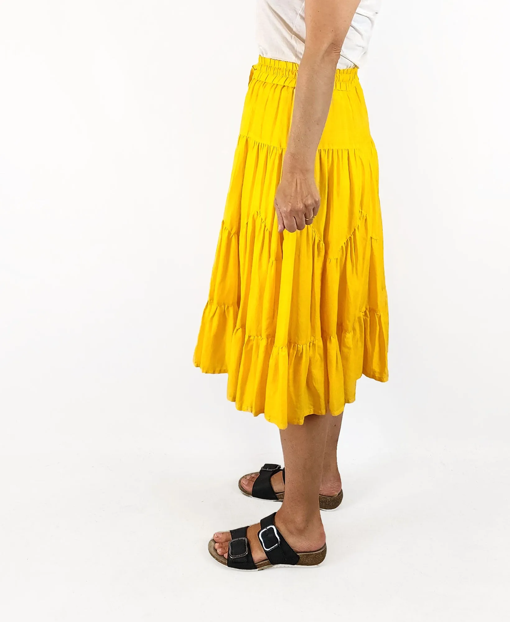 Country Road yellow skirt size 8