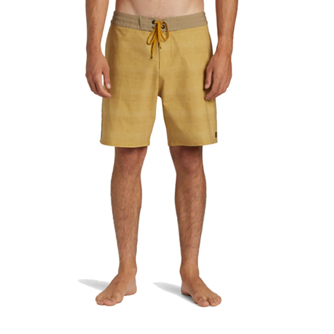 D Bah Lt Apparel