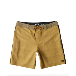D Bah Lt Apparel