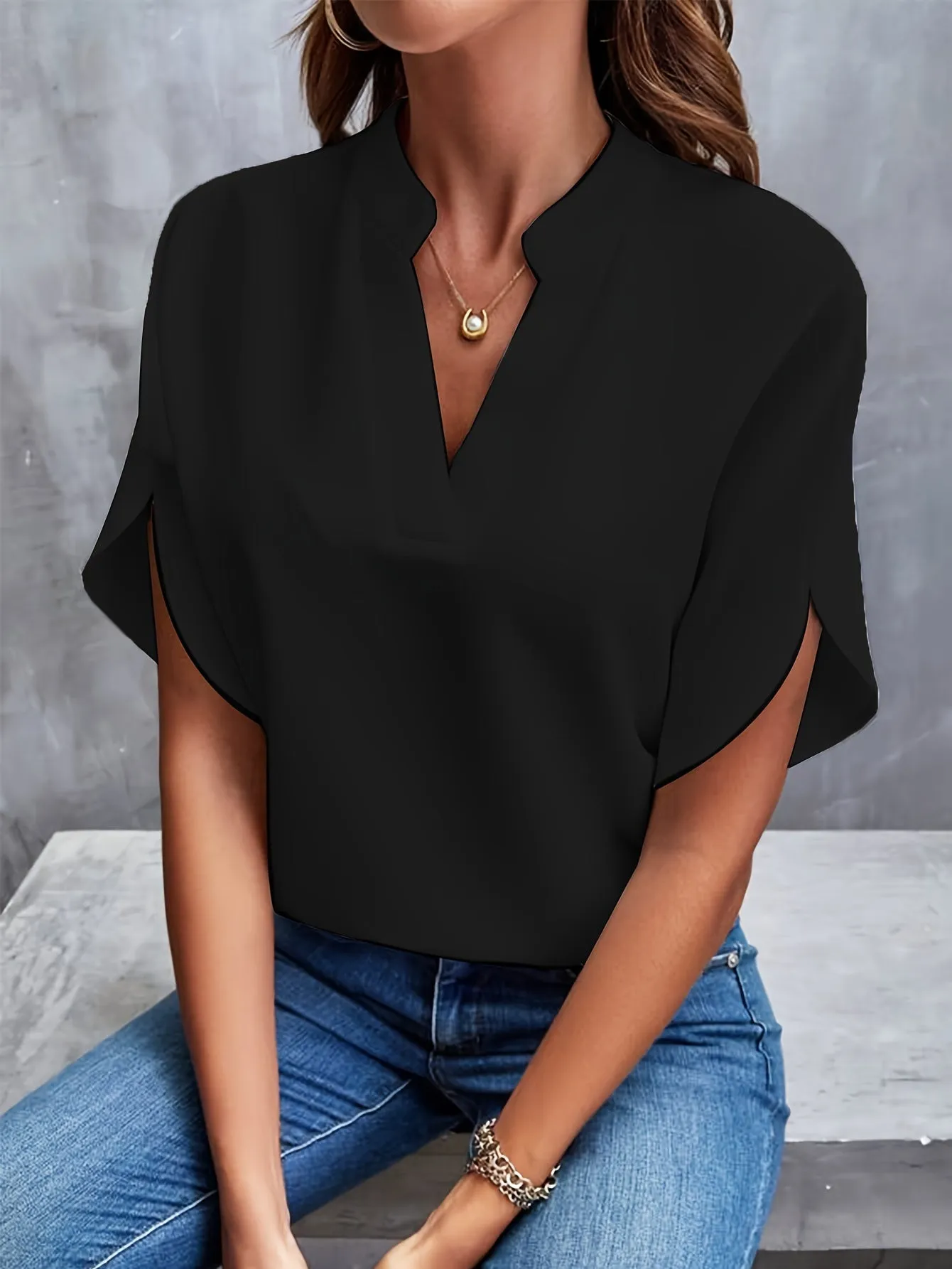 Dalia | Relaxed V-Neck Blouse