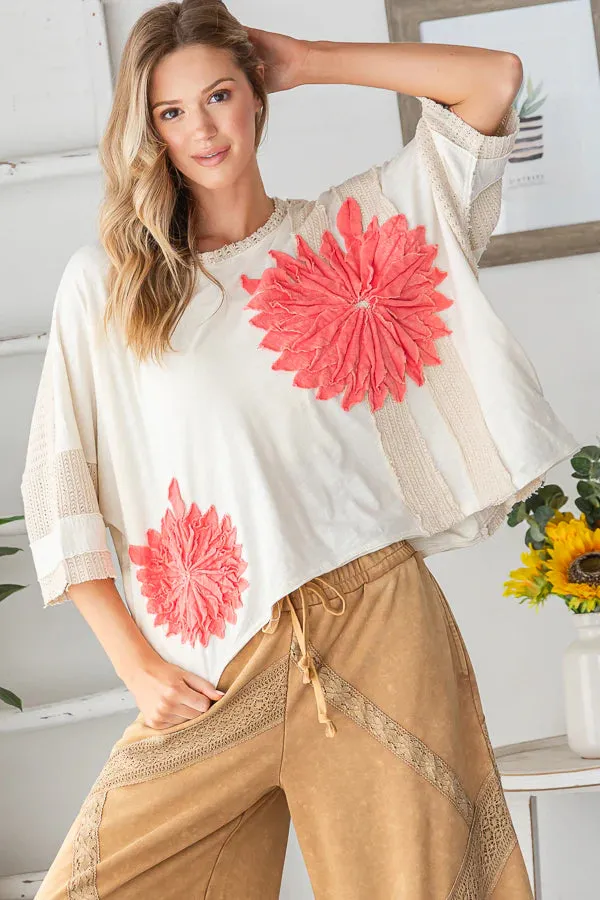 Della  WASHED 3D FLOWER BOXY KNIT TOP-Cream