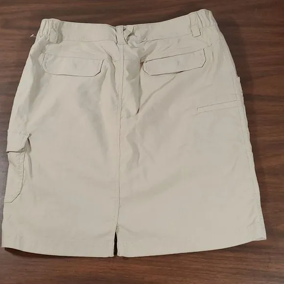 Duluth Trading Company Dry on the Fly Woman’s Army Khaki Tan Skort Size‎ 10
