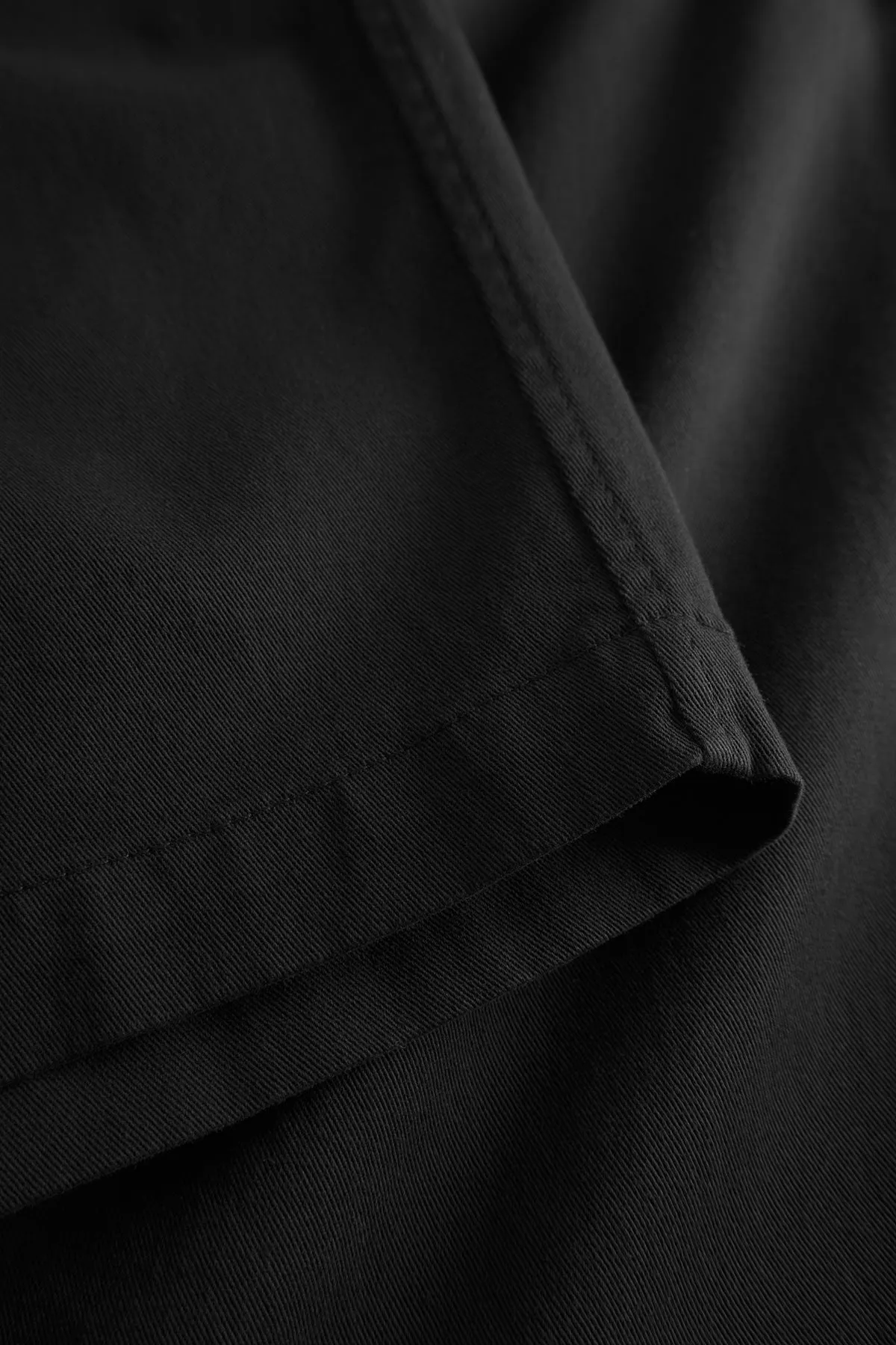 Ezra Relaxed Organic Stretch Twill Short - Black