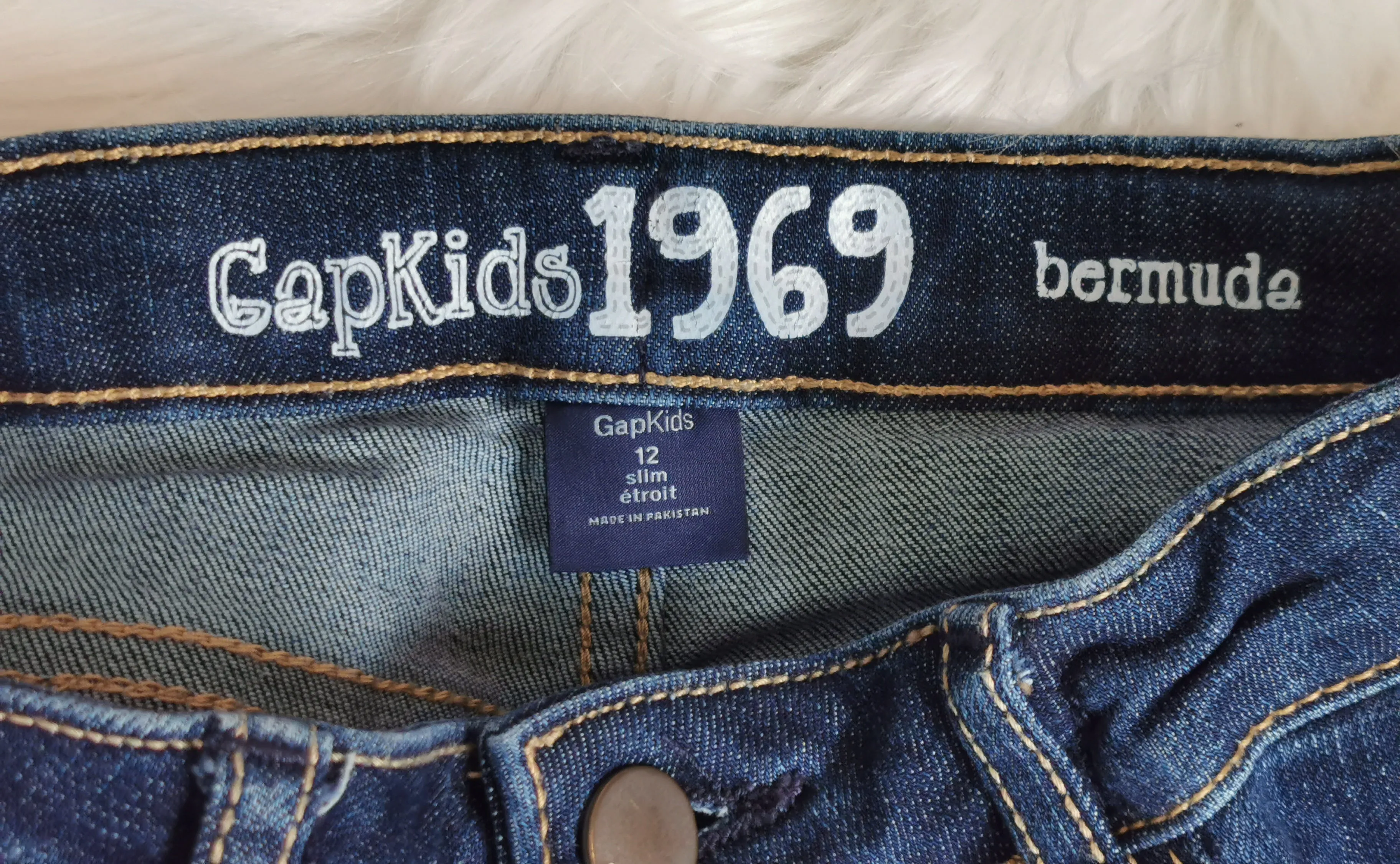 GIRL SIZE 12 YEARS - GAP Kids, Bermuda Jean Shorts EUC B8