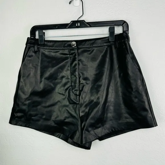 h:ours Alvina Shorts in Black Faux Leather Zip Fly Mini Size Large