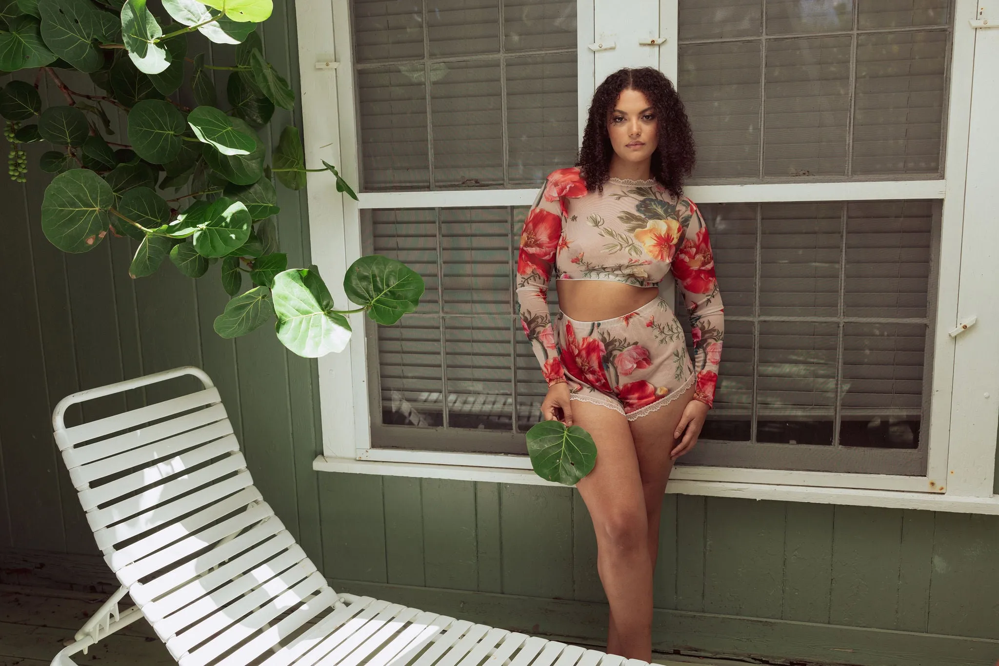 KILO BRAVA MESH 3D FLORAL - HIGH WAISTED SHORT