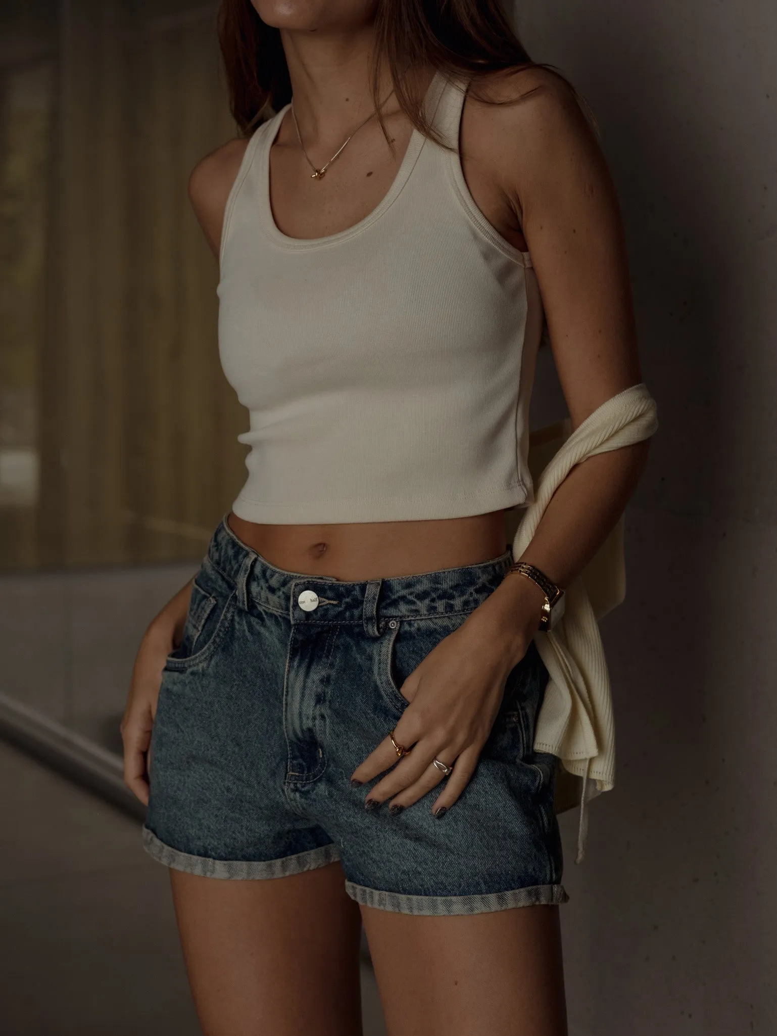 LOW RISE DENIM SHORT  - DIRTY CLASSIC BLUE