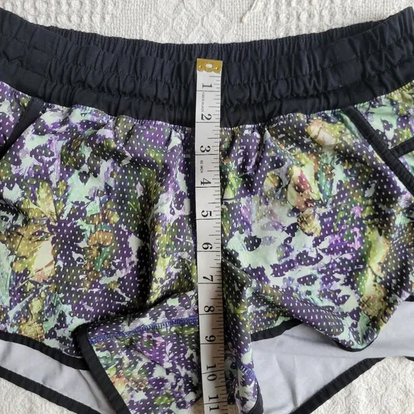 Lululemon Tracker Athletic Gym Sport Short III *4-way Stretch