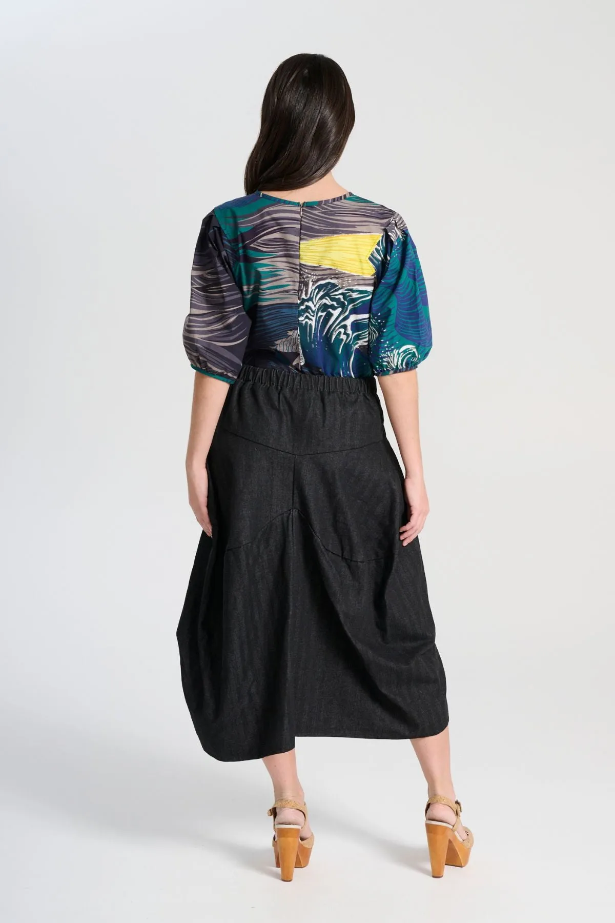 Milwaukee Harper Skirt Black Wash in Denim