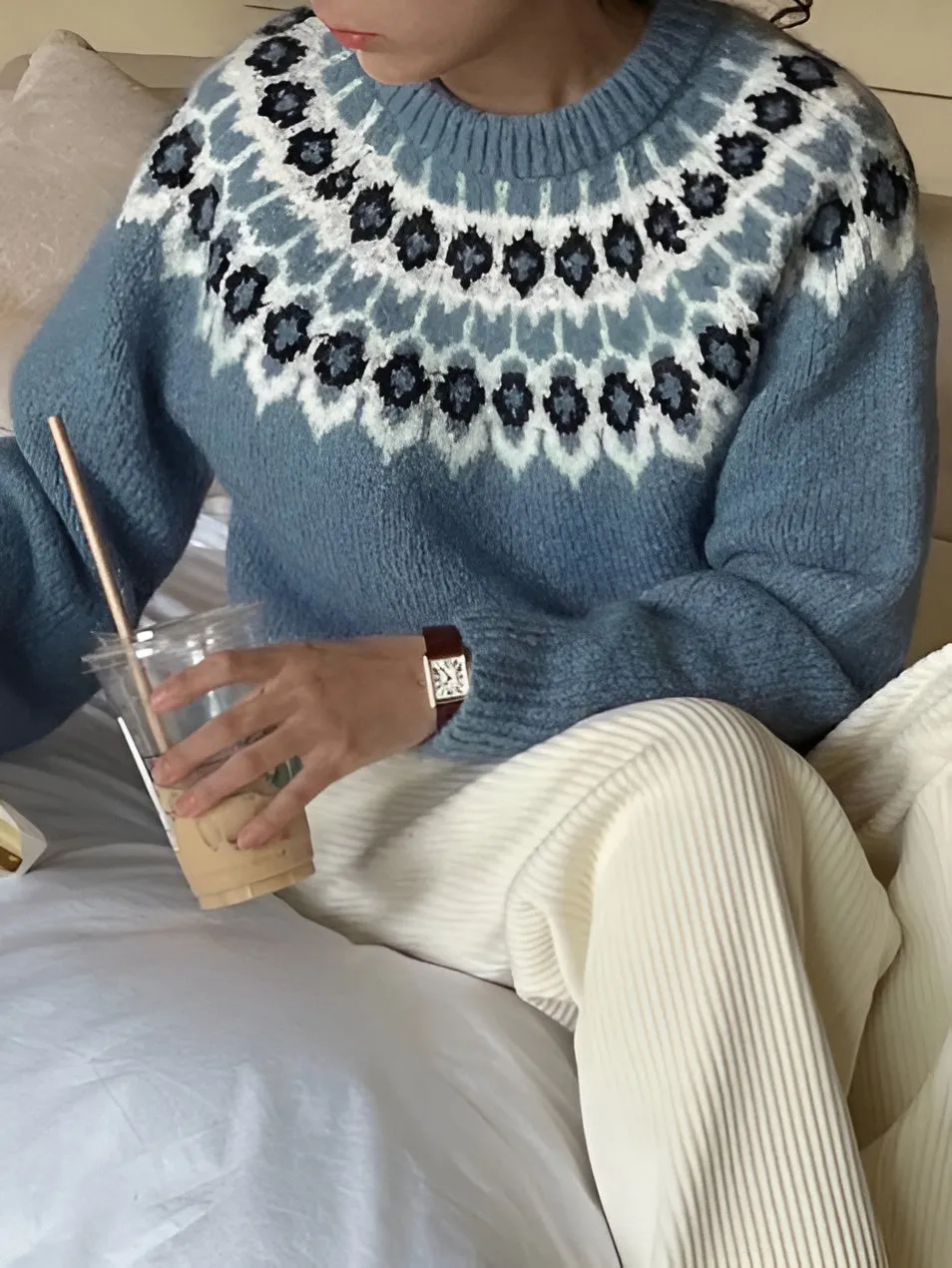 Mimi - Textured Cozy Swetaer
