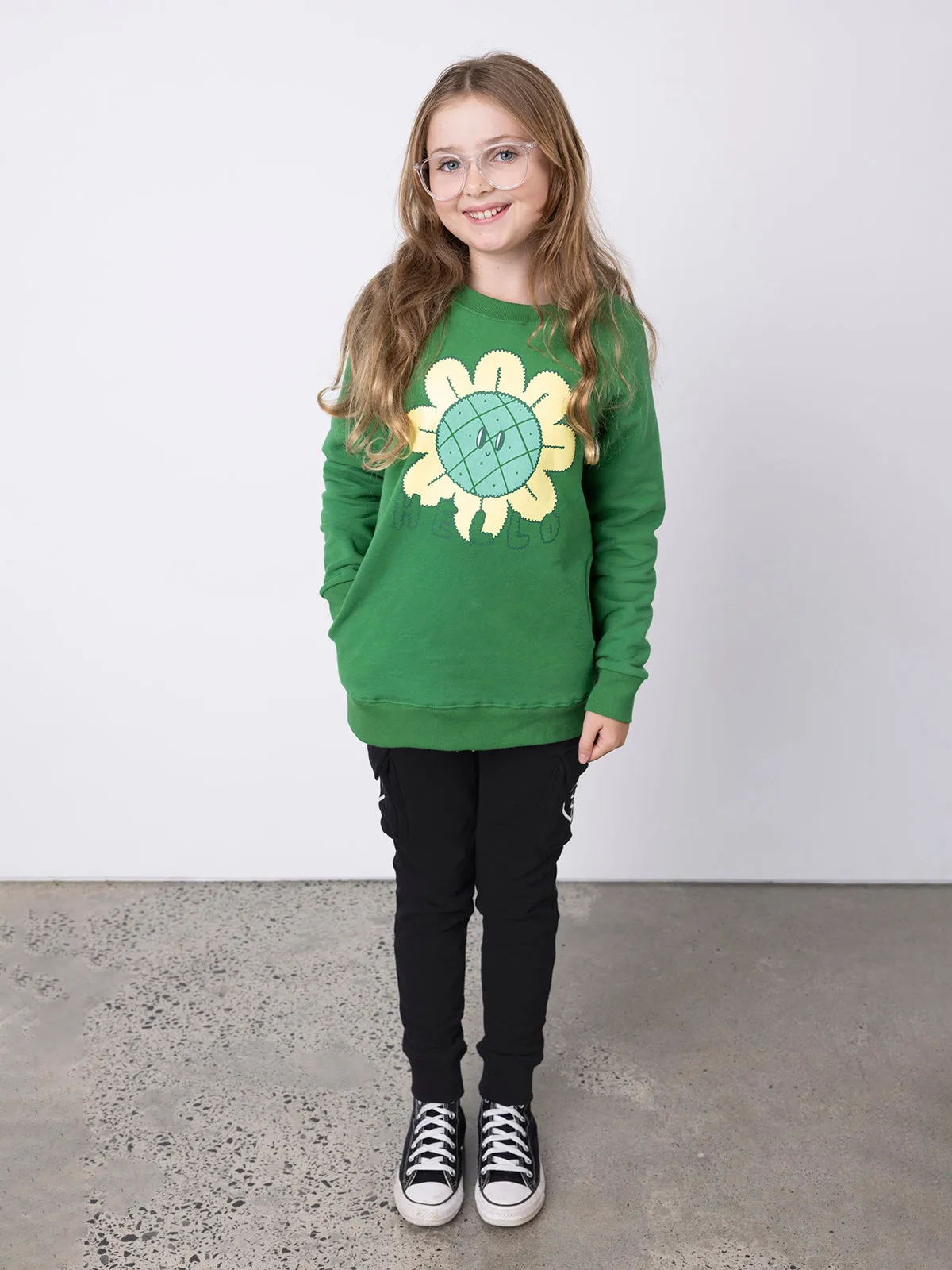Minti Hello Bye Flower Furry Crew