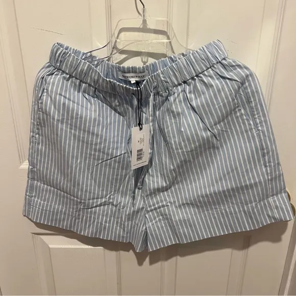 NWT WeWoreWhat Stripe tie waist stretch cotton shorts in classic blue size med