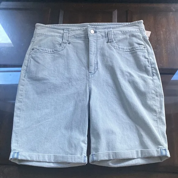 NYDJ Higher Rise Ella Short