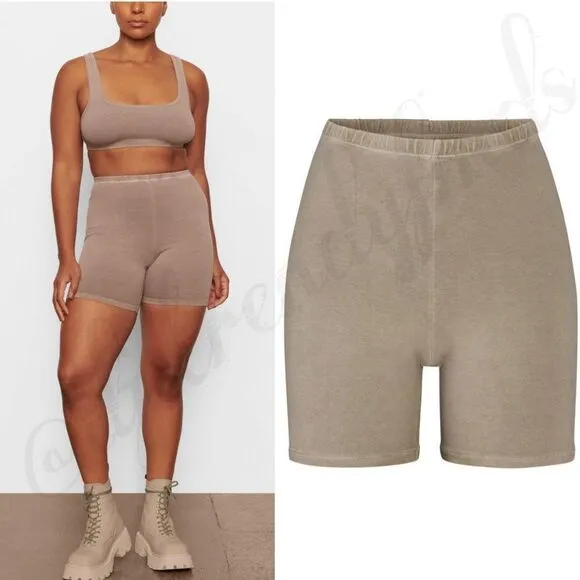 SKIMS High Rise Stretch Outdoor Basic Bike Shorts DESERT Size MEDIUM