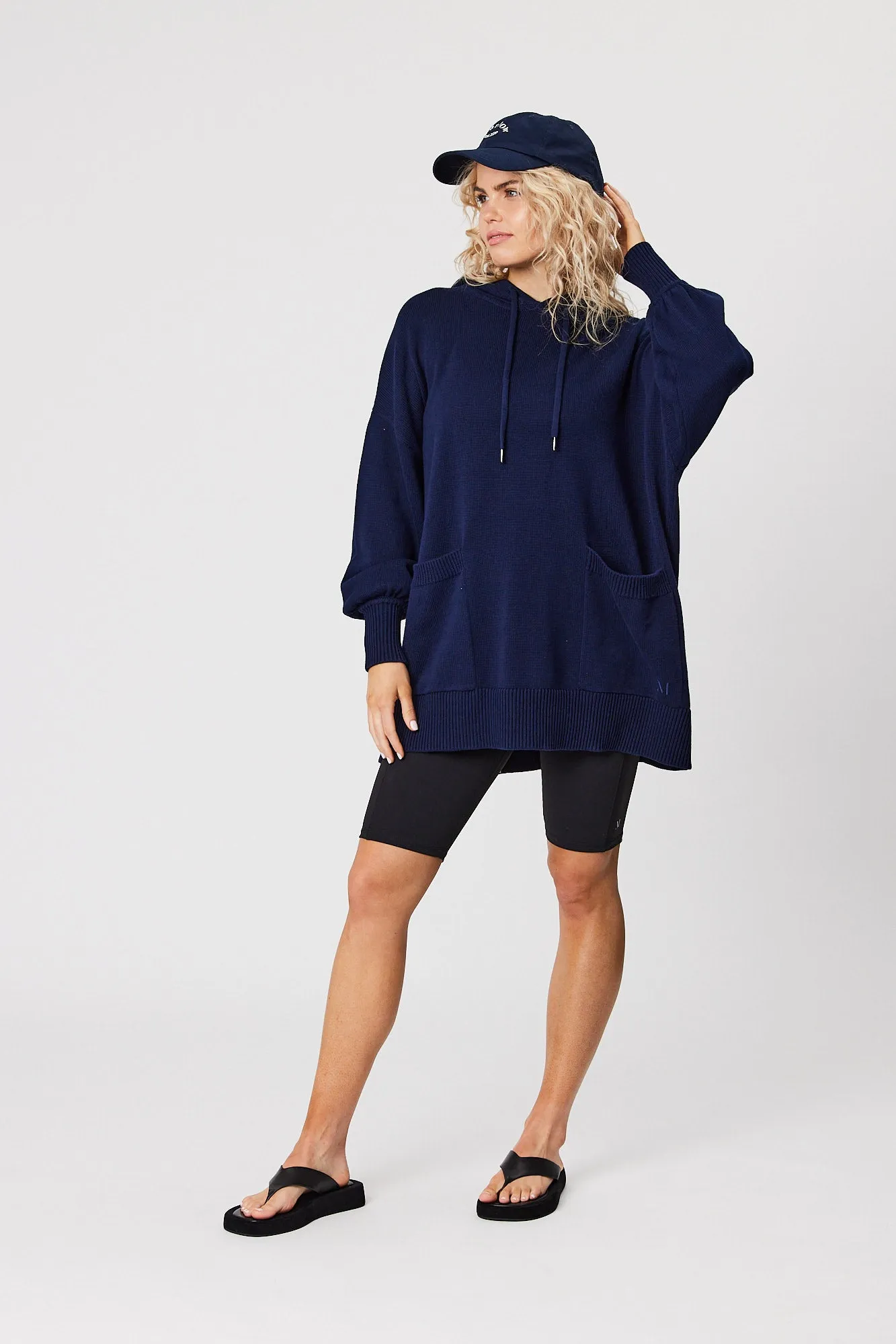 Universal Hoodie Sweater - Navy