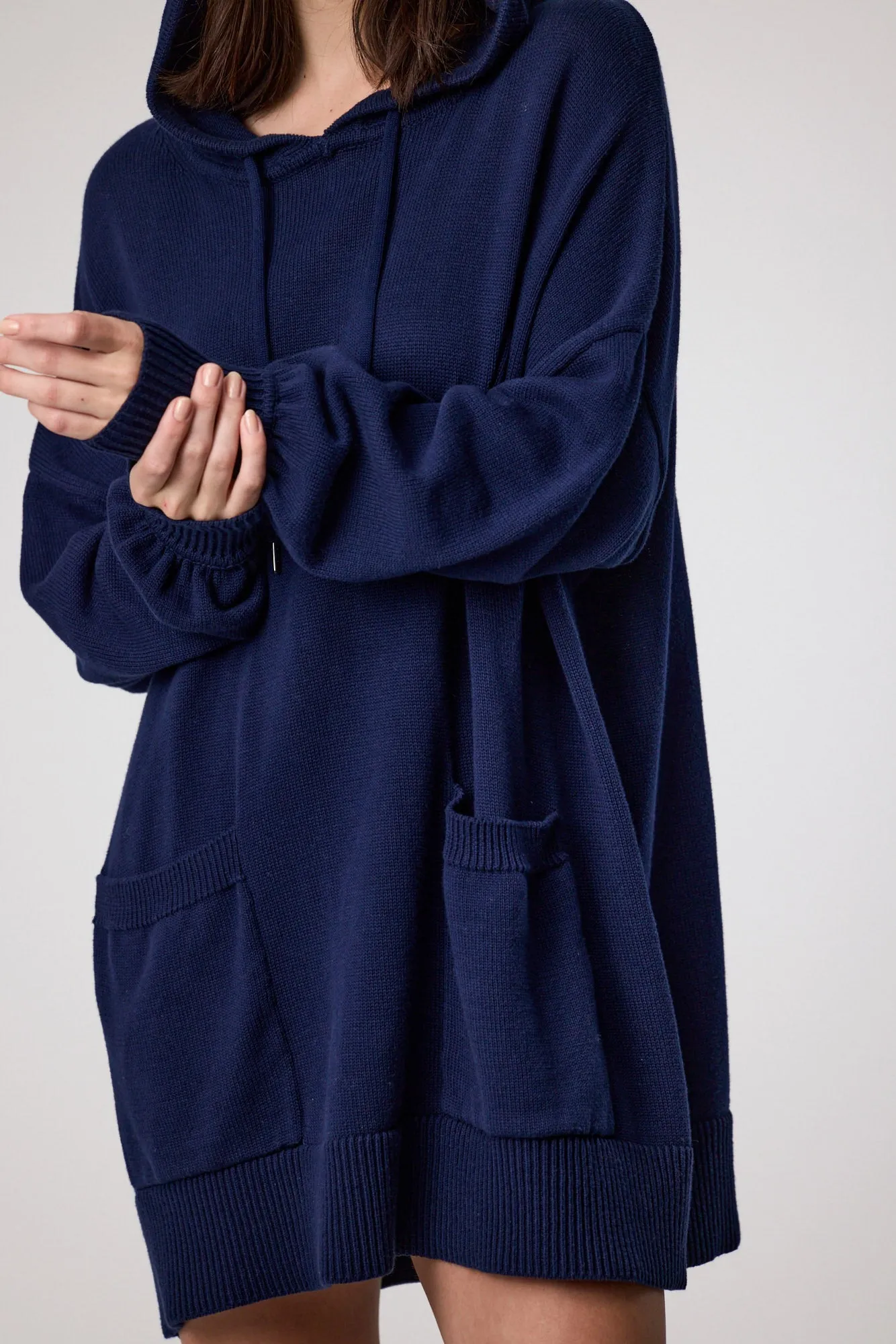 Universal Hoodie Sweater - Navy