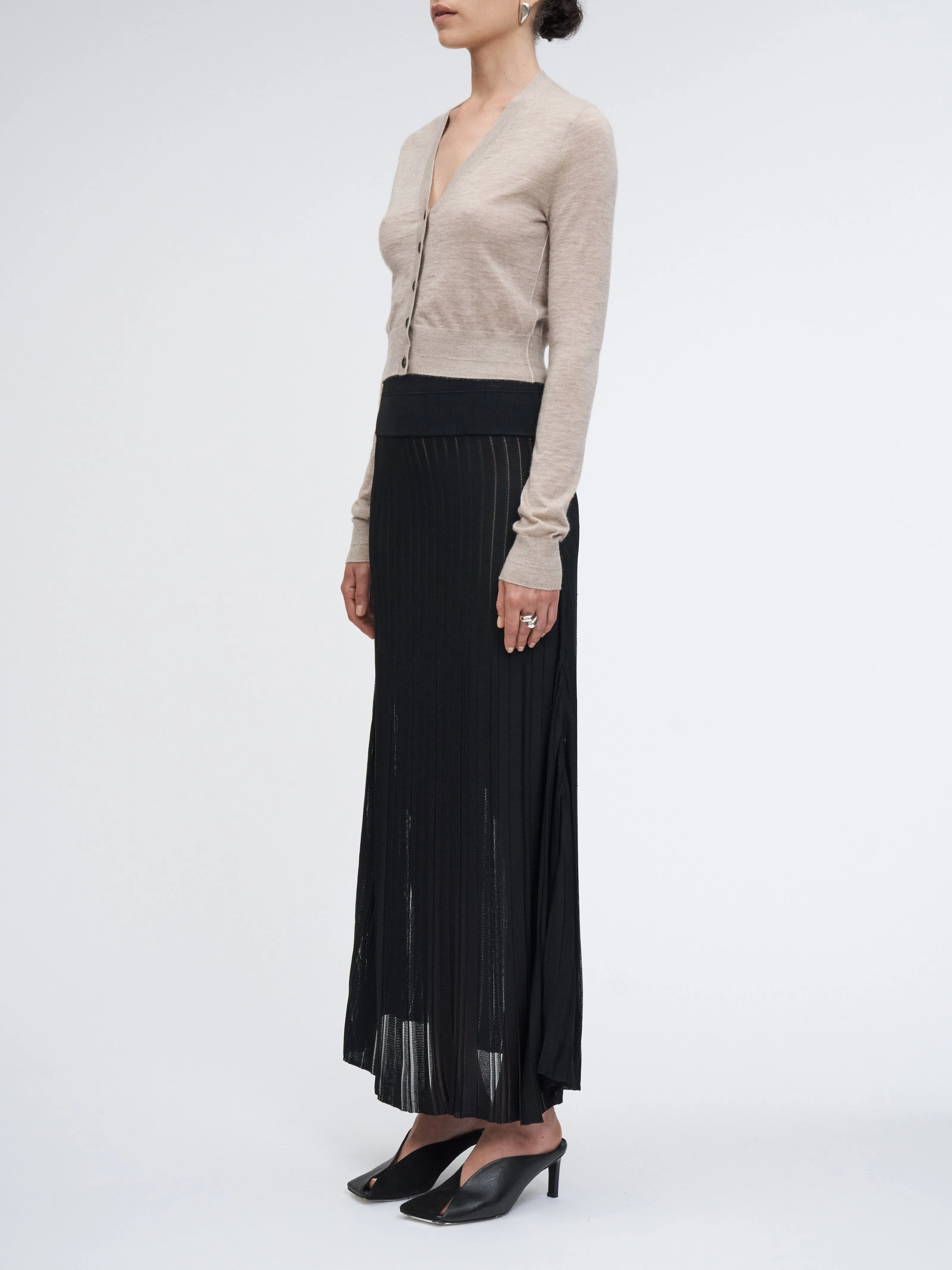 Variegated Pleat Skirt in Black