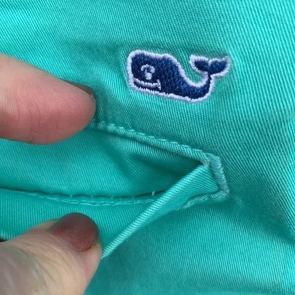 VINEYARD Vines Whale Embroidered Washed Dayboat Shorts