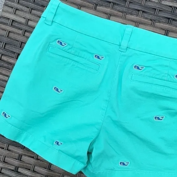 VINEYARD Vines Whale Embroidered Washed Dayboat Shorts
