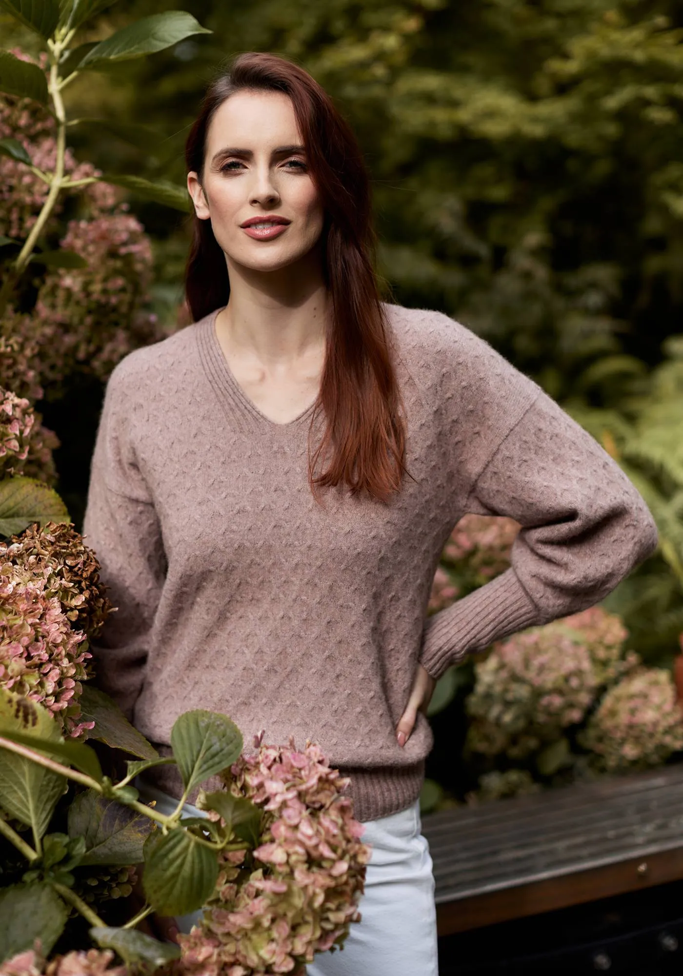 Womens Chloe Vee Sweater Rose Dust 100205