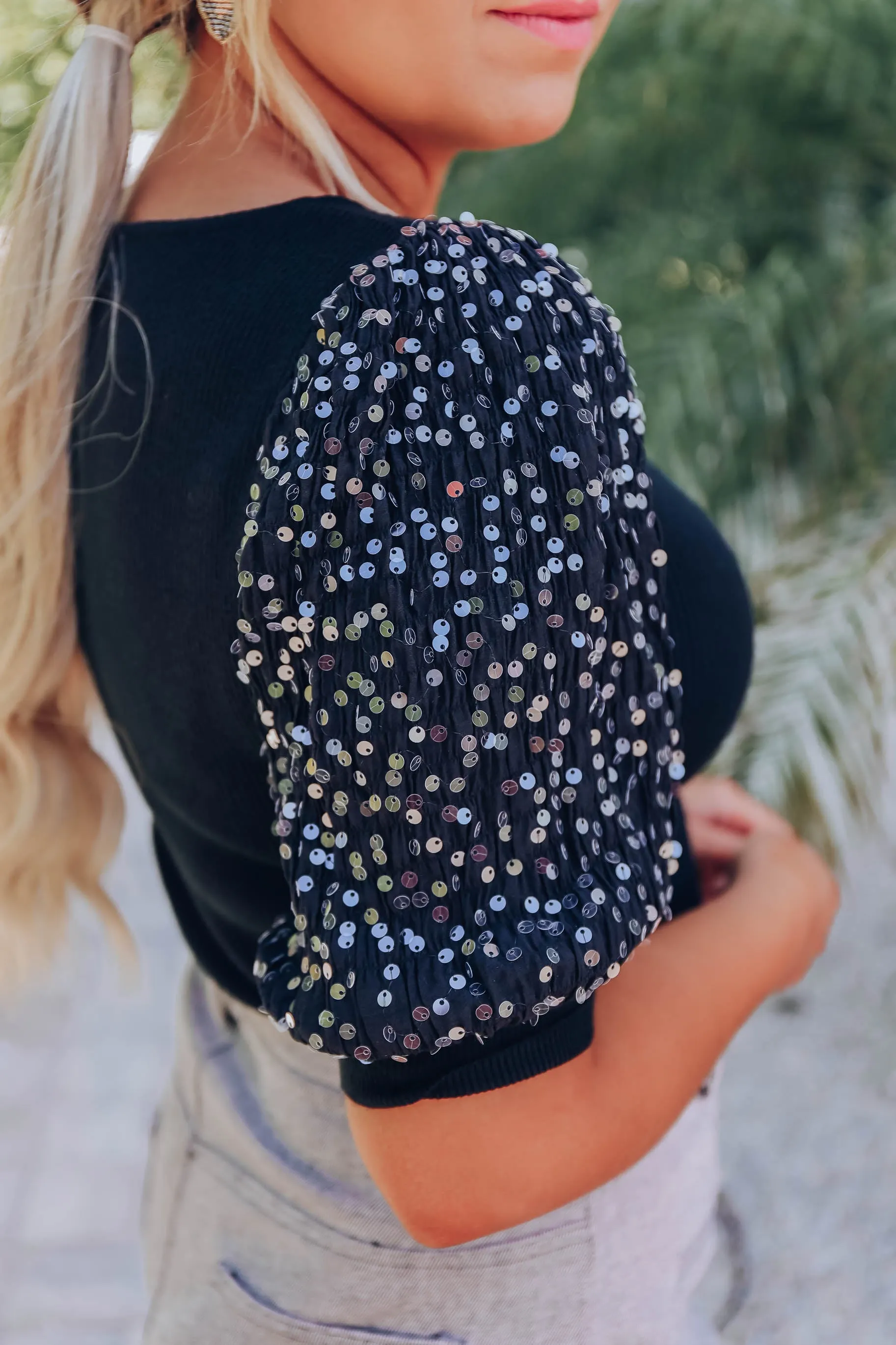 Zora Sequin Puff Sleeve Top - Black